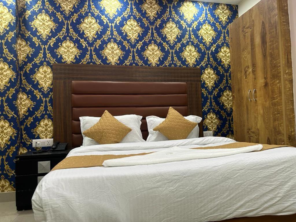 R S Group Hotel
