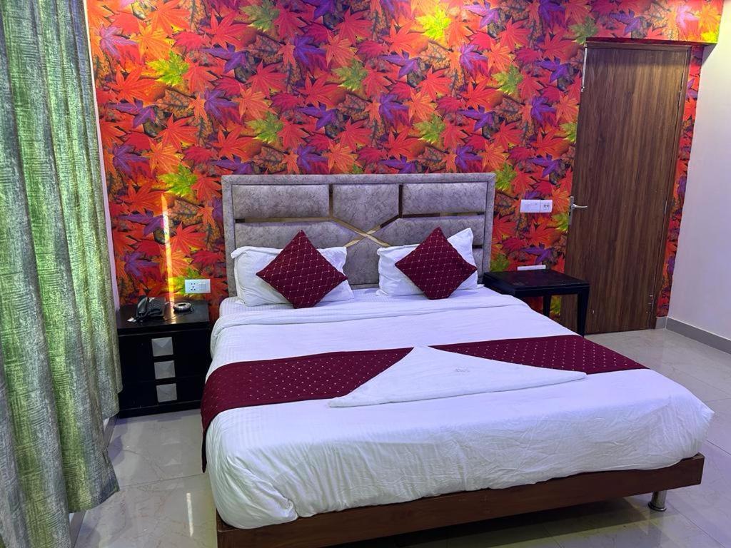 R S Group Hotel New Delhi