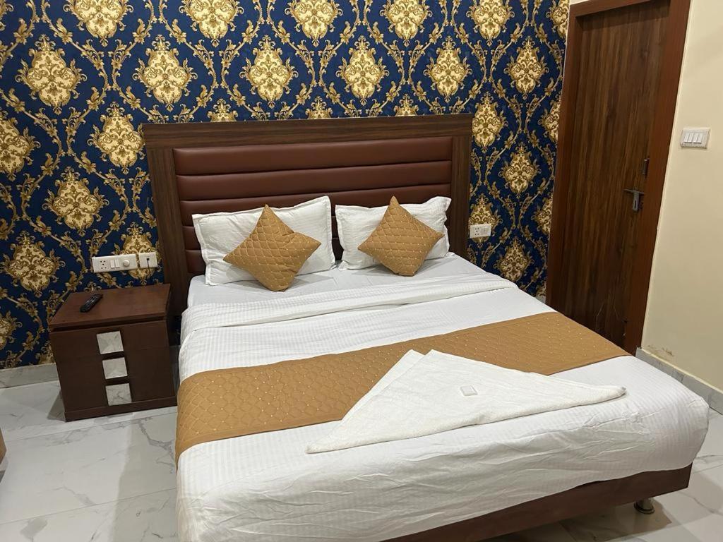 R S Group Hotel